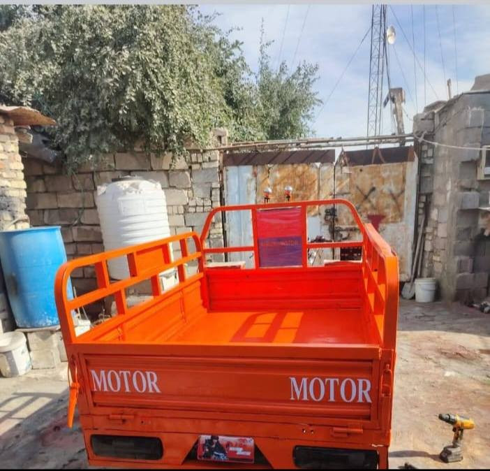 سلام عليكم اخوان ستوتة للبيع موديل 2018 السعر 1600لعونان لقبلة ساحت لرمل الرقم ***********
