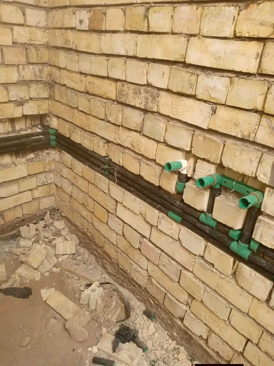 متفرغ حالياً تئسيس كافة أنواع ,مجاري, ماء ,منظومة غاز منظومة, سبالت ,منظومة ,صاروخية ,مجاري تعليك ,تثقيب كور 
الاتصال ***********
