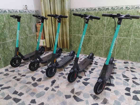 للبيع سكوترات شحن باله ياباني بطاريات ليثيوم دراجه اولئ يتحمل وزن 150 كيلو السرعه 30k
مده الشحن 25 كيلو متر
لايت عدسه ثلجي
بك لايت
حساس صعود
شاشه كيلو متر
سرعه 123D
 مكان واسط قضاء الحي
الاستفسار اتصل عل رقم ***********
