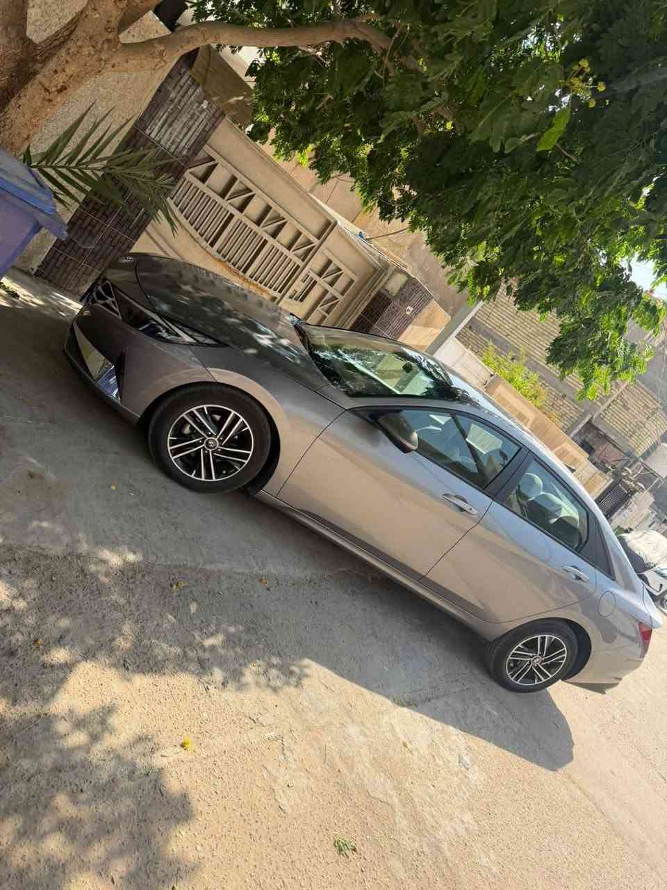السلام عليكم النترا وارد امريكي 2023
محرك 2000 دوش حادثهه مثل ماموضح بالصورة السيارة على ايدي كفالة كير ومحرك 
بصمة تشغيل عن بعد داتا شوب
العنوان بغداد حي العامل 
سعر مناسب 
***********
