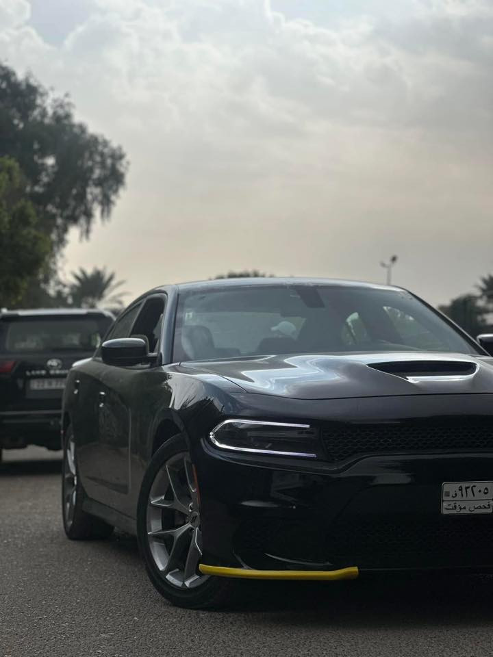 السلام عليكم للبيع 
دودج جارجر GT 2023 
مواصفات ال gt المعروفة 
شاشة كبيرة 
كشنات حظن 
مكينة 6سلندر 3600 
بدون تبديل 
قطعة وحدة صبغ على كد الظربة 
وبارد ب الجاملغ الخلفي 
واجا بيها دبل كود من امريكا صفحة السايق 
ماشيا 36 الف ميل 
صور الحادث ب المنشور 
بچم كبس 
مرقم بغداد ب اسمي تحويل ثاني يوم 
مكاني بغداد
السعر 235$ وبيها مجال ان شاءالله 
للاستفسار ‭0771 684 4616‬
