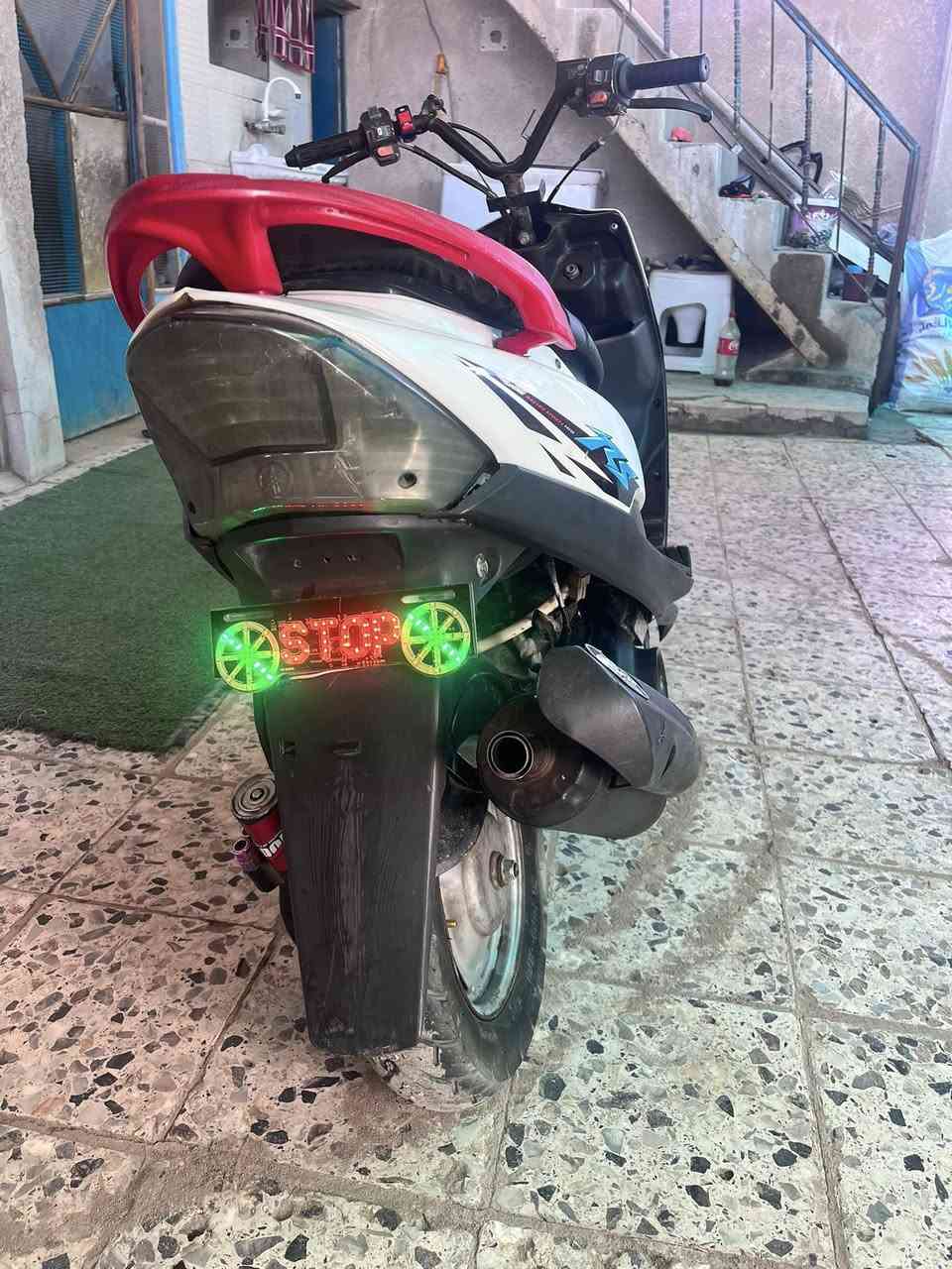 السلام عليكم
دراجه ماكس عدله نضيفه كلشي شغال بيه سلف وهندر وكهربائيات كامله 

دراجه ابلاديه فقط بس مبدل ولفات 

دبل امامي رياضي ودبل خلفي رياضي كزوز fm
السعر 550 وبيها مجال 
شلعه ومعدل ايخبل تجي وتشوف ابعينك 

المكان البصره العشار الرباط 

الاستفسار على الرقم ***********
