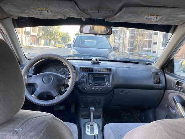 هوندا سيفك 2001 سياره جديده كير اوتو مكينه 1600 
تخم تاير جديد غرفتها جديده سياره مناقصها شي 

السعر ٣٥ مكاني بغداد الدوره 

***********
