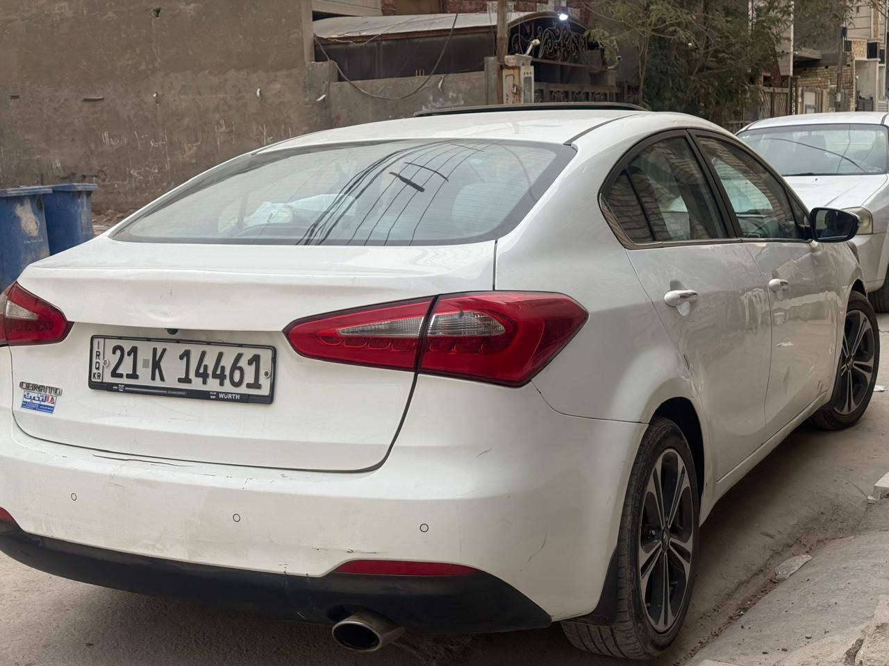 سلام عليكم كيا سيراتو 2014 خليجي رقم سليمانيه ب اسمي شرط التحويل المواصفات فتحه  حساسات تحكم استيرن مري شفط وبعد بيهه مواصفات مكانهه كراده سعر115بيه مجال رقم ***********
