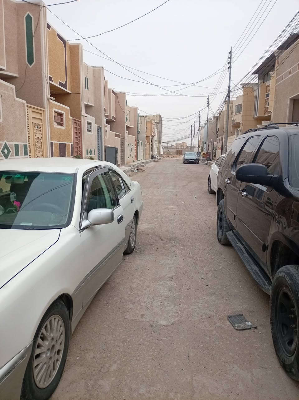 السلام عليكم..
مشتمل ٥٠ متر مقابل علوة المخضر بناء جديد تقريبا ٥٠ متر عن شارع العام للبيع السعر ٤٢ وبب مجال
***********
