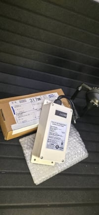 🔋 بطارية ليثيوم قابلة للشحن بالطاقة الشمسية حل مثالي وموثوق للطاقة الم...