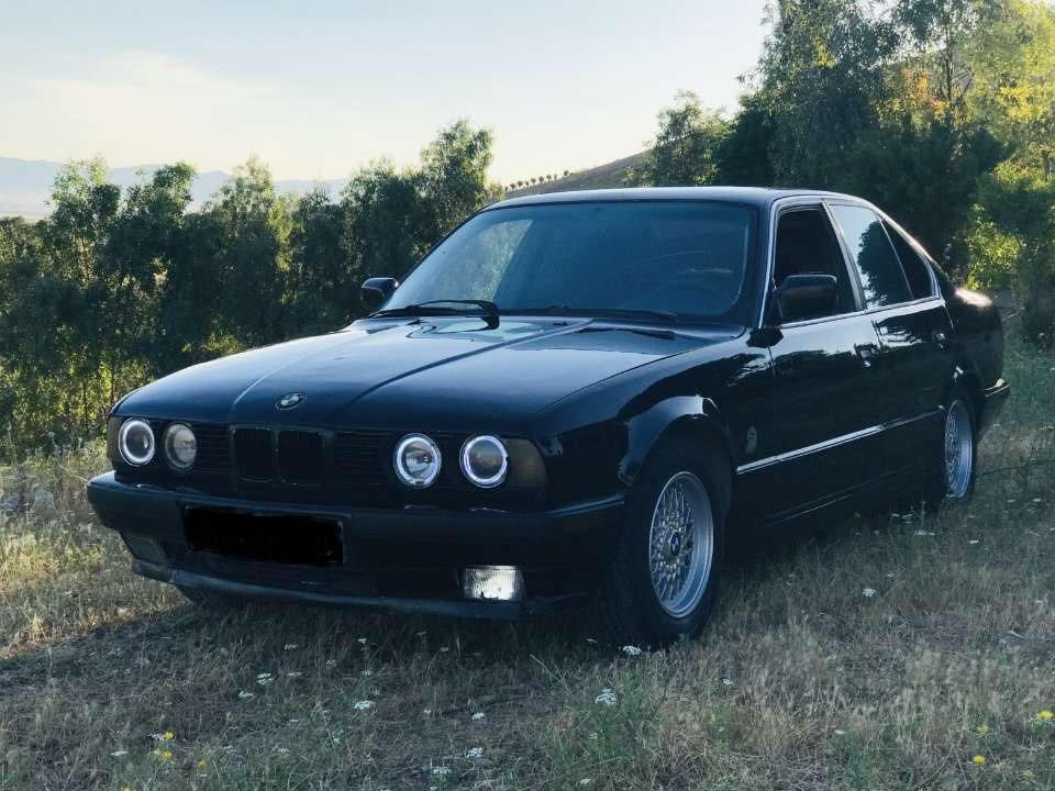 BMW
29$گەلاو مەعامەلە
چرکەو 100 دۆلار بشکێنە 
ماشااللە لۆل لۆک ماوەتەوە سەیارەکە پێویست بە وسف ناکا
بـیئێم  1993 ی 525i تـۆماتیڪ 
پێش و دوا ڪەپس نوڪە دەرزی نیە
کامل زینۆن لایت ئەڵقە و ئیشارەت
دوو جام کارەبا 
گەرم مەزبوت 
دەبڵ ئێرباگ
کامل عەشیای تەبریتی پێوەیە
بۆیاخ جوان و پۆڵیش کراو 
موس و بڕاوە بەشەرت 
ویل و تایە موشەبەک لۆک تازە بەستراوە
دوگمەی s و بەفر مەزبووت  
ئۆڤەری قاچ مەزبووت 
موکەبـەرەو کارەبای مەزووبوت
گێڕ و مەکینە بەشەرت 
ئەگەر موشتەری نی عەزێتی خۆت و منیش مەدە
29$گەلاو مەعامەلە
شوێن شارەزوور 
ژ.م ***********
