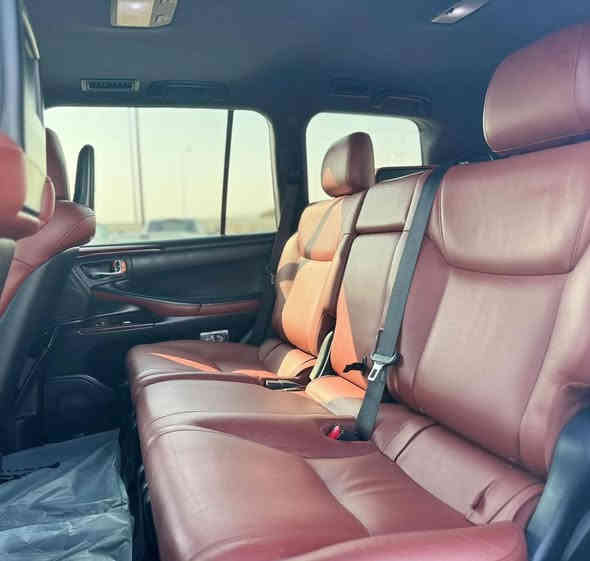 ادوات كفالة كص ضربة فتح تبديل فقط رش قطعتين بالخليج 
جيب لكزس LX570
موديل 2015
ماشي 440
سيرفس منتظم 
كامل المواصفات
تشغيل عن بعد 
شاشه
كاميرا
فتحه
ثلاجه
داخليه جلد
تدفئه تبريد 
تحكم ستيرن
شرط الفحص بالكامل 
كير - مكينه - شاصي  كفالة
البدي 2 قطع صبغ جمالية فقط 
سيرفس كامل حديث
***********
