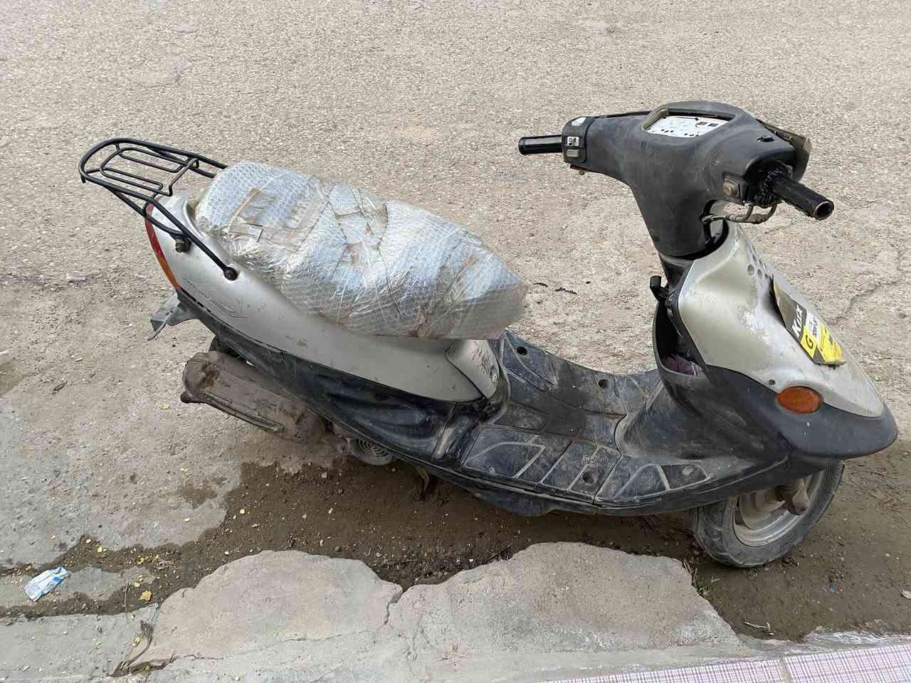 سلام عليكم 
للبيع دراجه بيجي كوم حديد ما اعرف شبيها طافيه عنوان الشهداء قرب حي الصناعي الجديد *********** السعر ١٠٠
