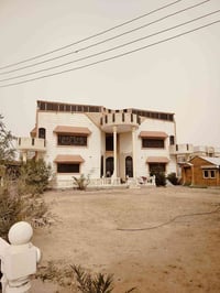 دونم 2500م • فلة 450م • قريب الكورنيش الجديد