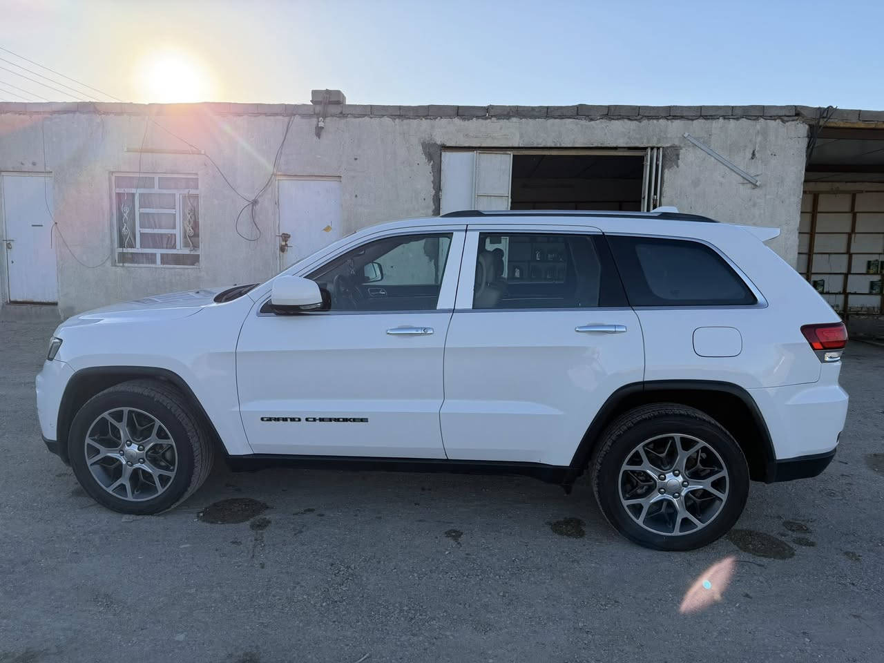 سلام عليكم جيب ٢٠ خليجيه لاستفسار ***********
