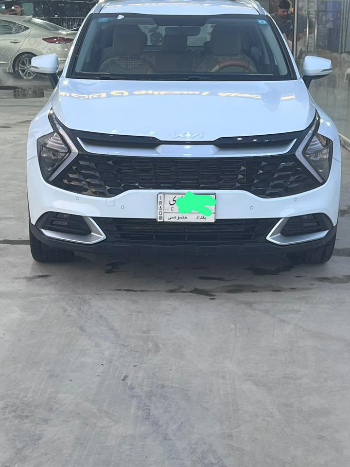 سلام عليكم للبيع كيا سبورتج 2024 خليجي مكفوله كفاله عامة ماشيه 14  الف كيلو متر بعده بفتره الضمان الدولية
فول عدى الفتحة  رقم بغداد بأسمي 

للاستفسار واتساب 
***********
