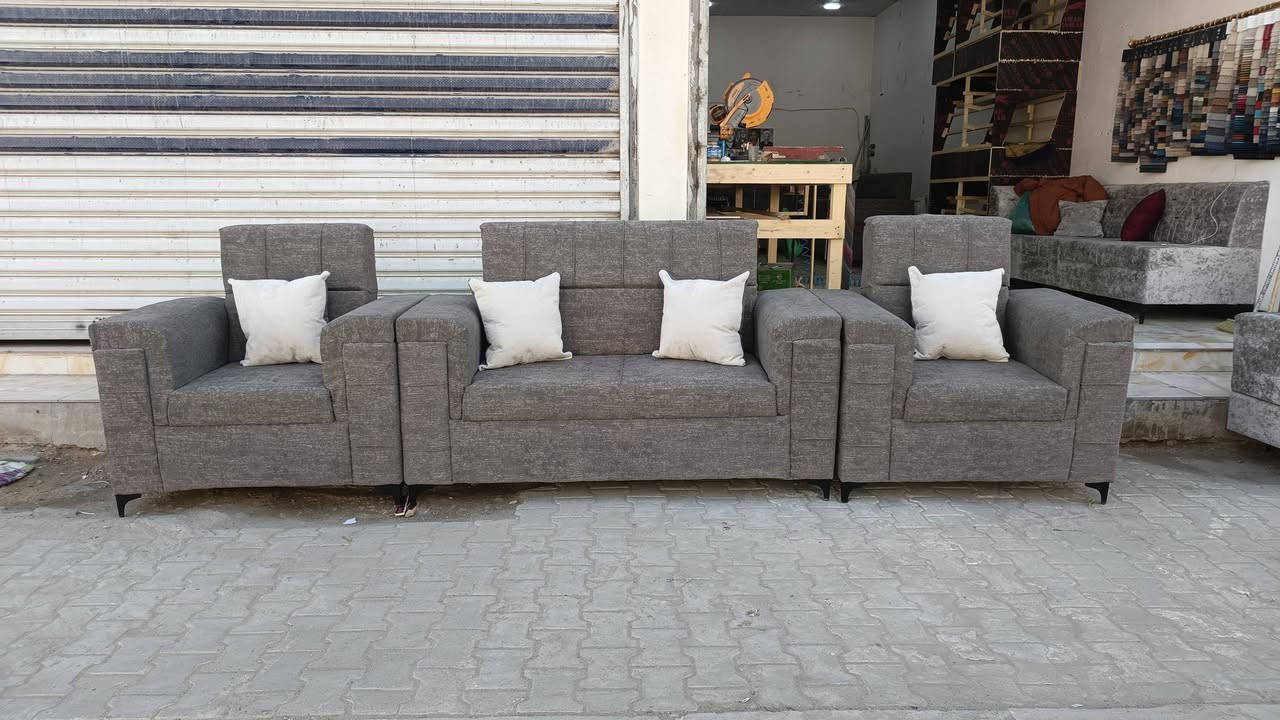 تخم ١٥ مقعد
كراسي ٤
وسط ١
ثلاثية ٣
***********
متوفر وتساب
