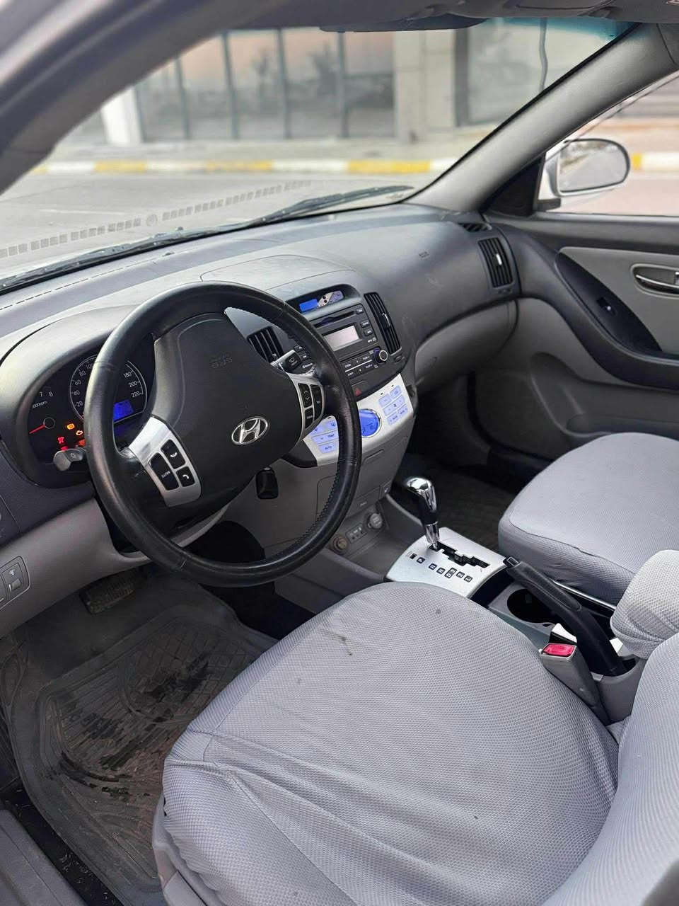 هۆندای ئەڤانتی مۆدێل ٢٠٠٩ مەکینە ١٦ دەکشن بەرز گێڕ و مەکینە و ئیکۆو تەقە و رەقەی بەشەرت سەیارەکە بێ دوکەڵە و بێ مەسروفە تەبریدی سارد و گەرمی بە شەرت سەیارەکە کۆدی بۆ کراوەو ترسی گرتنیت نیە هەرکات کۆد کردنیش کرایەوە ئەو کات ئەتوانیت بیکەیت بە ناوی خۆتەوە ☎️☎️ *********** السليمانية, العراق
