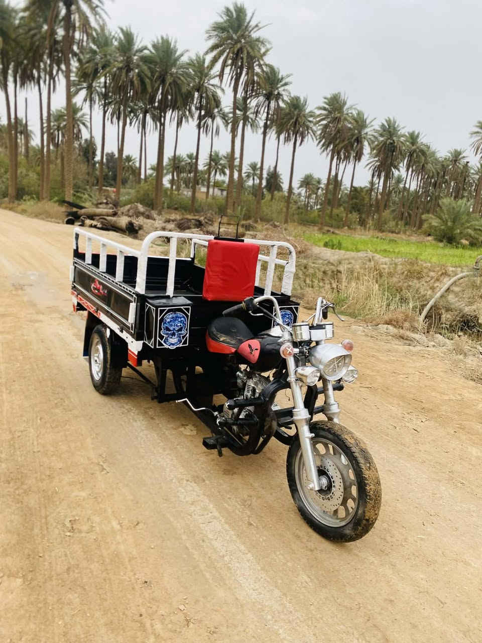 السلام عليكم ورحمة ستوتة للبيع ام تي ار موديل 16 كلك مكفولة عن السرقة والعشاءر محرك 19 نضيف شاصي مكفول وركبة مكفولة تخم تاير جديد اكسن صقر جديد كهربائيّات كاملة السعر 650 وبيه مجال العنوان بابل الحمزه الغربي للستفسار ***********
