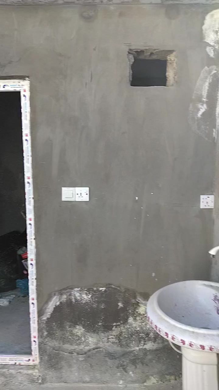 السلام عليكم بيت للايجار ١٢٠ متر شارع المطار القديم عشارع *********** للأستفسار
