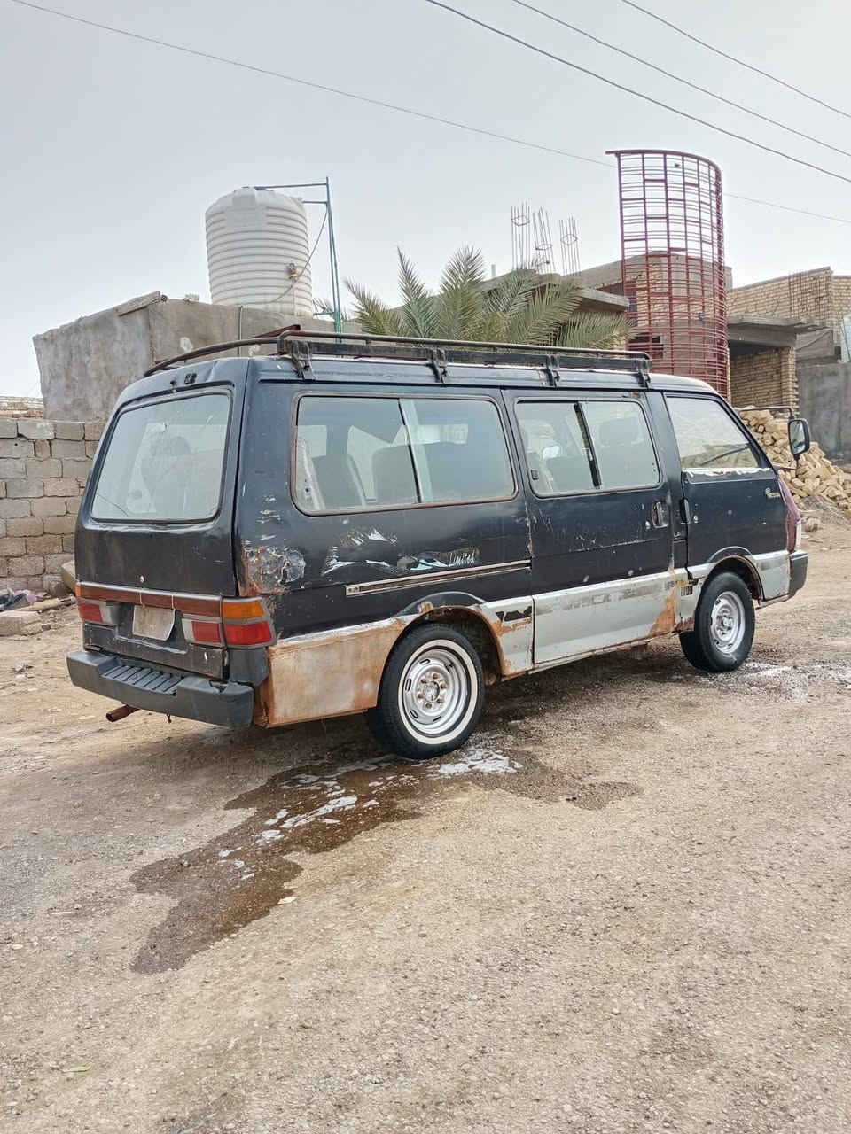 السلام عليكم للبيع كيه بستا 
مديل 93كير اكسن جدد حداديه مكينه كهربائيات خير من الله غرفه نضيفه سياره گبل للشارع السعر 25وبيها مجال قليل المكان بابل قضاء القاسم للستفسار.
***********
