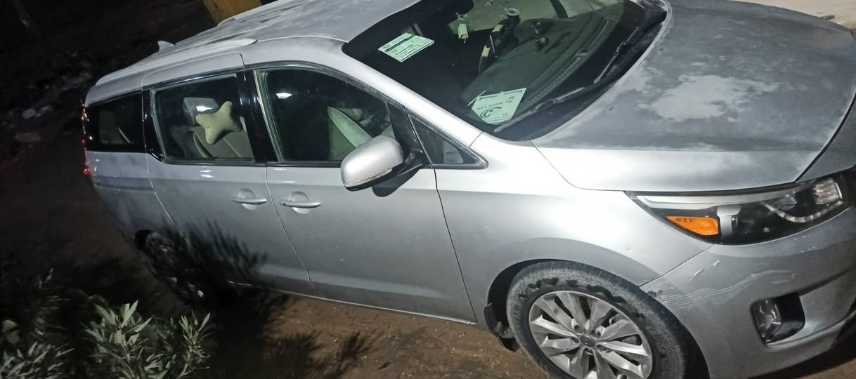 السلام عليكم كيا سيدونا 2015
باسمي رقم بغداد مكانه كربلاء ماشيه 68

مكينه كير حداده  تبريد السيارة نظيفه جدا

صورة الحادث بس هذه الي عندي  وسونار موجود بالمنشور السيارة حادثه بسيط جدا بس هنا صابغين بابين السعر 175 

***********
