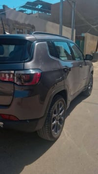 جيب كومبارس موديل 2021 رقم بغداد باسمي بصمه تشغيل عن بعد ماشيه 24 ميل ...