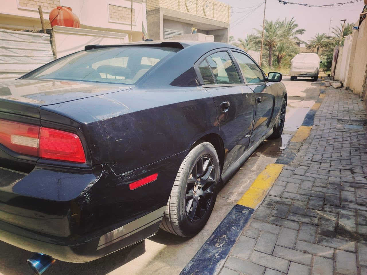 السلام عليكم للبيع جارجر 2012 خليجية فوول عدا الفتحة كير مكينة شرط بلجيس شادلهة مكينة مال 21 تخم تاير جديد حدادية امامية جديدة السيارة ما مشتغلة خط جاهزة للأخير رقم الماني الجديد تحويل ثاني يوم مصفرة غرامات بس السنوية ساقطة صار 8 اشهر مبدل بيهة جاملغ الأيمن ولأيسر وبنيد بدون دواخل وبيهة ملاحضات بسيطة ولسيارة بلواقع احلى من الصور سعرهة 133 وبيهة مجال بسيط مكان السيارة بغداد 
  واتساب ***********
