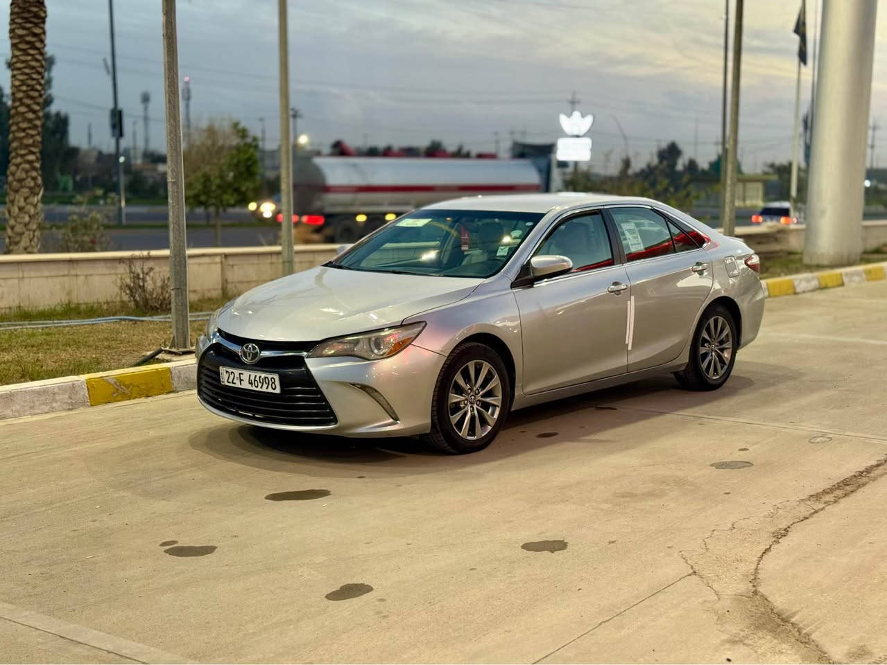 تيوتا كامري موديل ٢٠١٦ 

سعرااا ١٣٩ و مجال قليل 

مكاان كركوك اسكان 

سيارة بي  بس بونيت صبغ و شوية دواخل باقي كفالة 
مواصفات  كيج الكتروني و شاشة كبير حساسات و كاميرة 
داخل ابيض كشن جلد و كهرباي و هيتر 

گير و محرك بشرط بدون صوت و بخار و صرف 
سنوية و هزة و زينكة كلهم جديد بشرط تحويل و وكالة 

*********** اسياسيل 

*********** كورك كركوك, العراق
