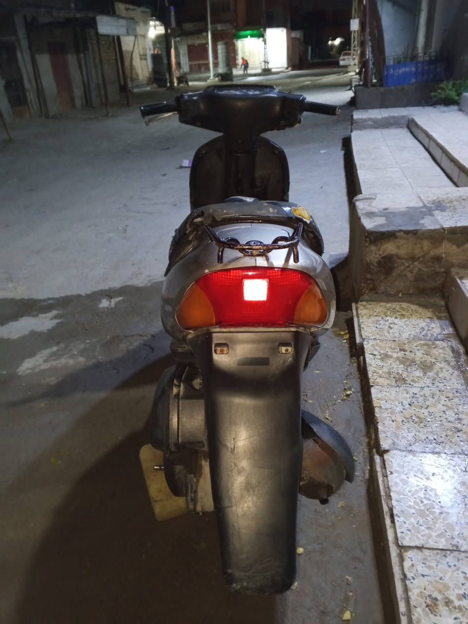 سلام عليكم ساسوكي مسطره وكيل جديده اوراق كهربائيات شغاله بس عداد السرعه عطلان استفسار اكثر ***********
