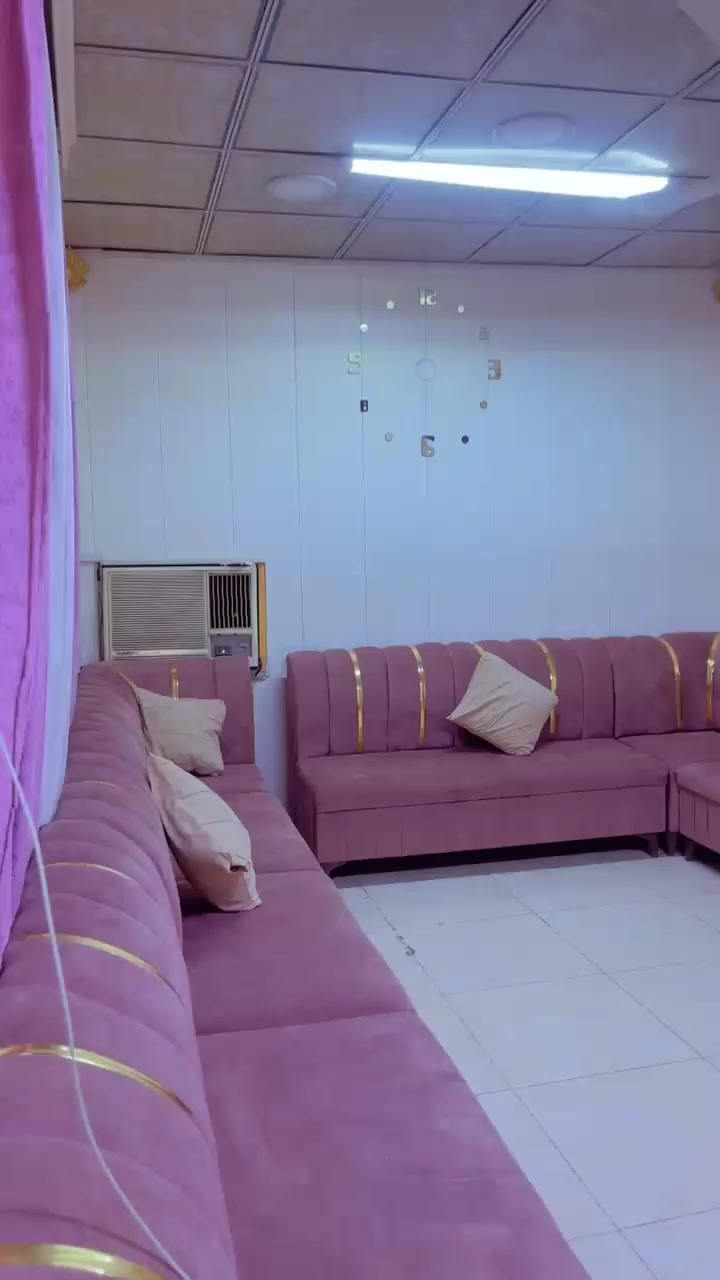 دار سكن في القرنه النعيم على الجهه اليمين وأنت رايح بني منصور بناء وسط السعر ٣٠ مليون للاتصال ***********
مكتب عقارات فدك
@إشارة 
#متابعين
