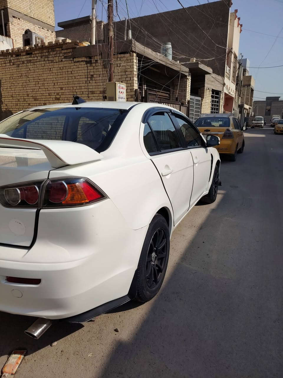 لانسر قرش للبيع
موديل ٢٠١٥ محرك ١٦٠٠

ضرر بنيد تبديل جاملغ خلغي شبرين صبغ 

صدر امامي خلفي جديد 

رقم بغداد بسمي السيارة 
***********

