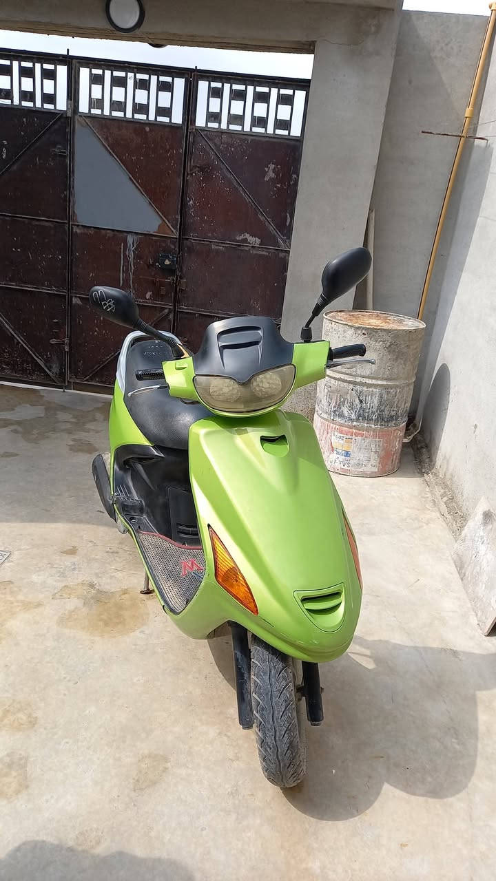 فراشة للبيع اتصال على الرقم ***********
