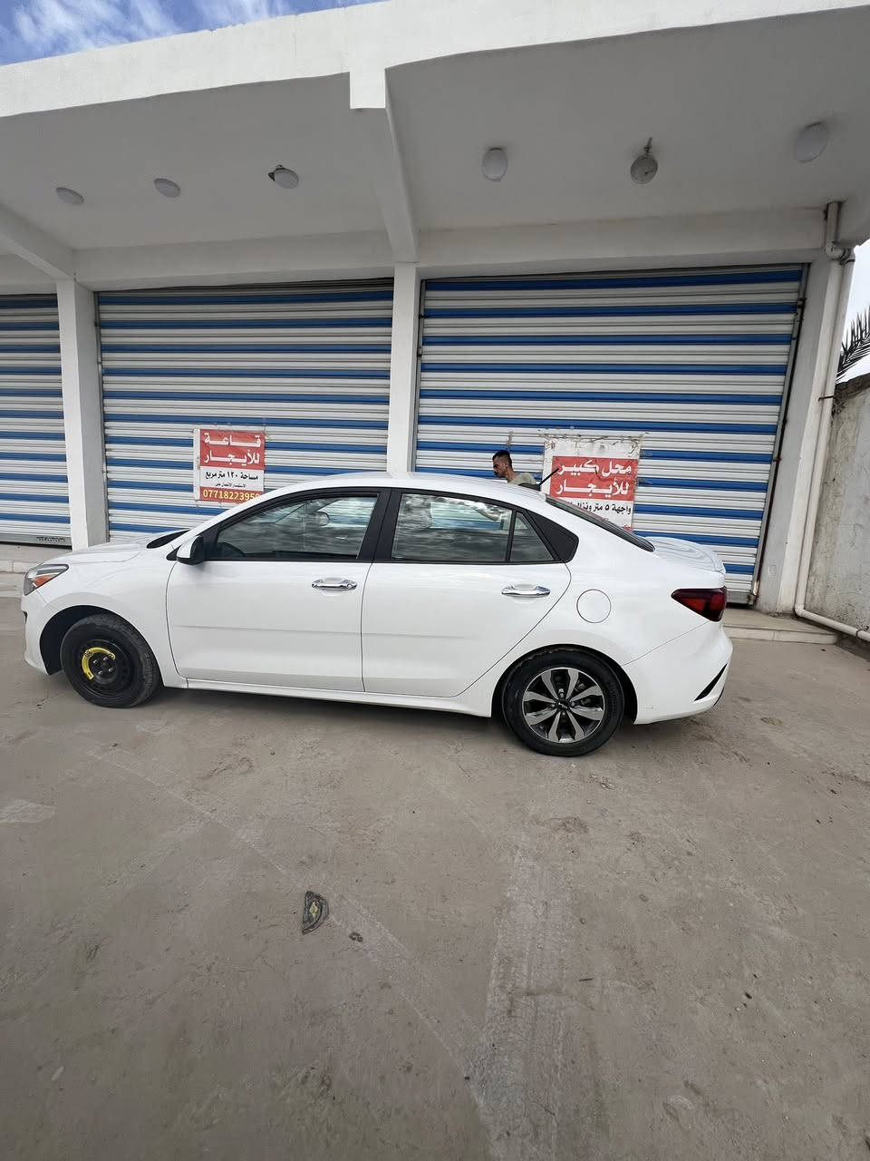 سلام عليكم كيا ريو موديل 2022فول حادثه موضح بلسونار + بيه بارد بلجاملغ  والباب الايمن 
السعر 128
رقم التواصل ***********
