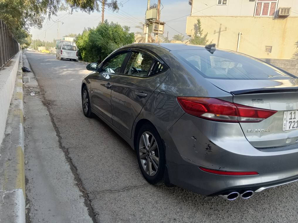 سلام عليكم 
النترا 2018 أمريكي حادثها موضح بالصور بالعراق نرش البنيد والجاملغ بدون دواخل ابيعلك 4قطع بدون دواخل  سياره جاهزه كير مكينه تبريد تخم تاير جديد شاده جاهزه مناقصها شي باسمي شخصيا السياره احلى من الصور تجي وتشوف بعينك بالعافيه عالياخذها
العنوان بغداد شهداء البياع 
السعر 116
*********** بغداد, العراق
