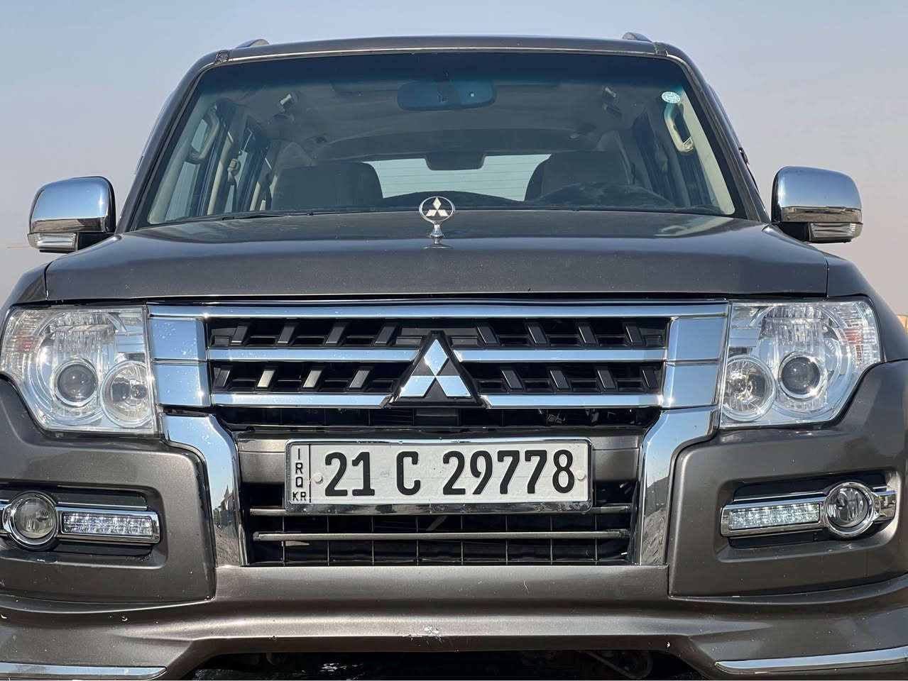 بسبب الوعود الكاذبه تم تنزيل السعر ١٢٥ مستعجل عليهة باجيرو ١٥ حبتور  رقم سليمانيه الدولي بسمي
هزة بعدهة مامنهية
محرك 6v 3500
مري شفط 
حساس خلفي وكامره 
شاشه اندرويد 
لايت زنون 
محرك وكير نضاف 
تخم تاير جديد 
حدادية 80%
فتحة سلايت روف 
بيهة ضربه خلفيه مصبوغه عام ١٢٥ بسعر اوبتمة سوناته 
للستفسار ***********
