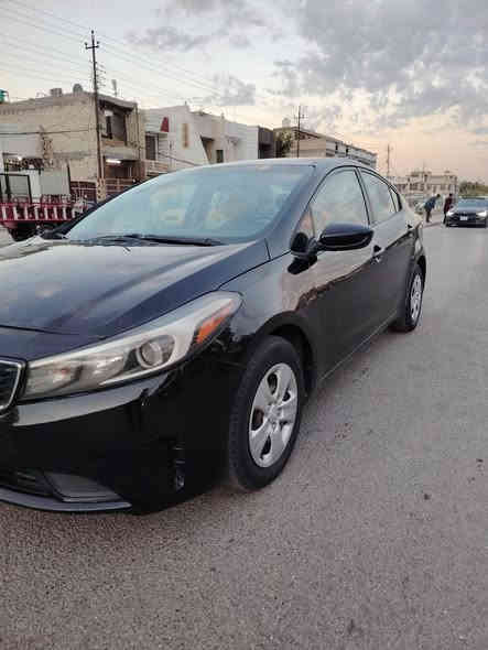 كيا فورتي 2017  رقم اربيل هزة ورقم جديد انكليزي تحويل مباشر ثاني يوم
حادثه دعاميه وطرف البنيد بدون دواخل شاصي ولغود مكفولات بيه صبغ حزام أثر جراد  بدون قطرة معجون شرط 
محرك 2000 دوش كير اي تي أف مكفولات
صدر تايرات كله مكفول
رآيدهه 95 وبيه مجال قليل مكاني بغداد حي الجهاد ***********
