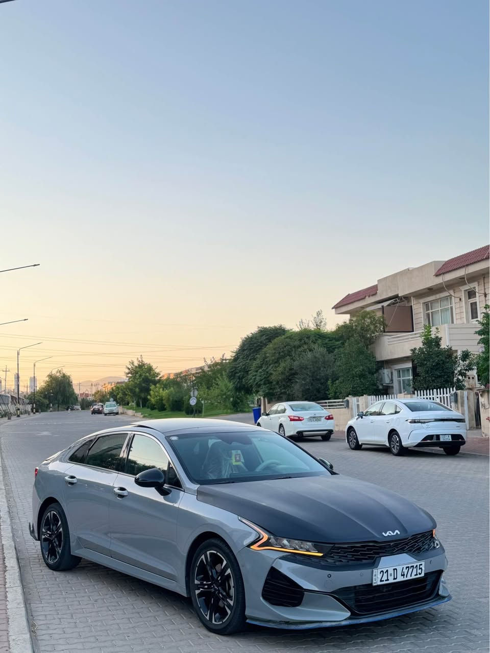 سلام عليكم
Kia k5 gt line 1.6 torbo
275hp
نضام الدفع امامي
موديل 2022

ماشيه 43 الف ميل

فول مواصفات 
بصمه تشغيل 
بصمه دخول بابين ذكيه صندوق ذكي 
بانوراما فتحتين 
رادار امامي 
كامره بالجامه تحديد المسار 
رادارات خلفيه نقاط عمياء 
اشاير بالمري وتدفئه بالمرايه 
6 عدسات اماميه 
لد نهاري برتقالي 🟠
بلوجكترات اماميه 
لد لخلفي مسطره 
ويل حجم 18 
شاشه كبيره تحكمات القياده من داخل الشاشه
كشنات جلد اسود 
كشنات كهرباء 
تدفئة كشنات 
تدفئة ستسرن 
ستيرن حرف D رياضي كاربون 
نفكيشن 
اوتو هولد 
سايد بريك دكمه 
شحن لاسلكي 
مع مخارج شحن جارج فاست تدعم ابل كار بلي واندرويد اوتو مع منافذ شحن خلفيه 
داخل احمربالكامل 

 ***********

السعر185$ وبيه مجال بسيط السليمانية, العراق
