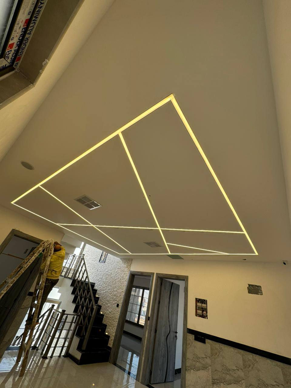 لعمل كافه أعمال الديكورات الداخليه والخارجيه يتوفر نظام اقصاد
وباسعار تنافسية الاتصال على
***********
نورونه وبيكم خير ودللو
