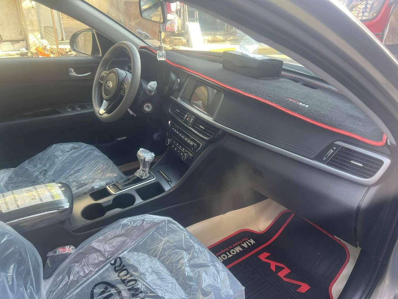 كية اوبتما امريكي 2018
مكينه 2400
حساسات
كامره دوراره
شاشه جبيره 
3 وضعيات قياده
مثبت سرعه 
مانع انزلاق 
رادار جانبي
 العنوان الناصرية قضاء الغراف
للاتصال برقم ***********
كفاله ماعده البنيد مبدل
