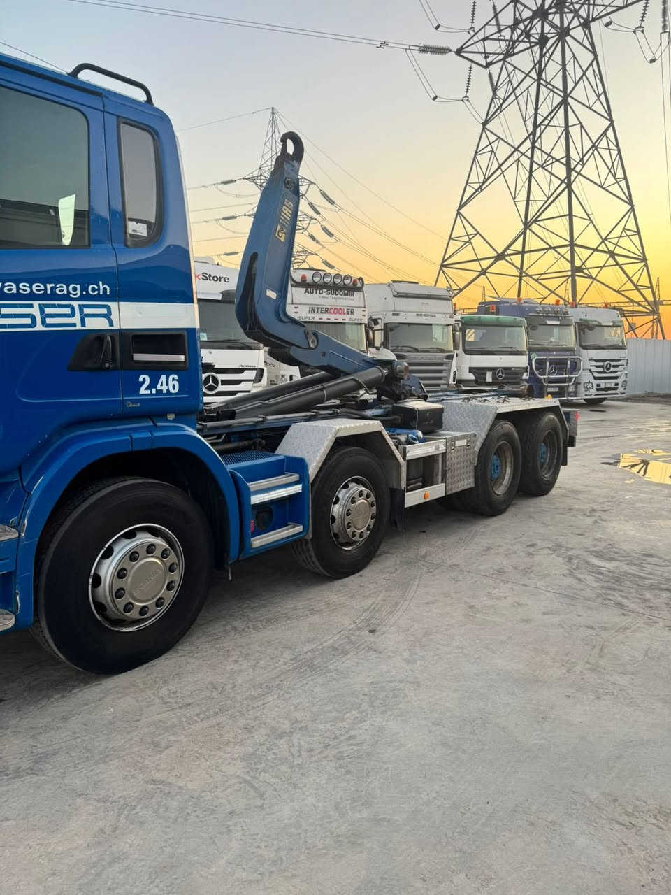 سكانيا موديل 2014 دخول جديد بصرة سيارة بالكارتون عنوان بغداد ***********
