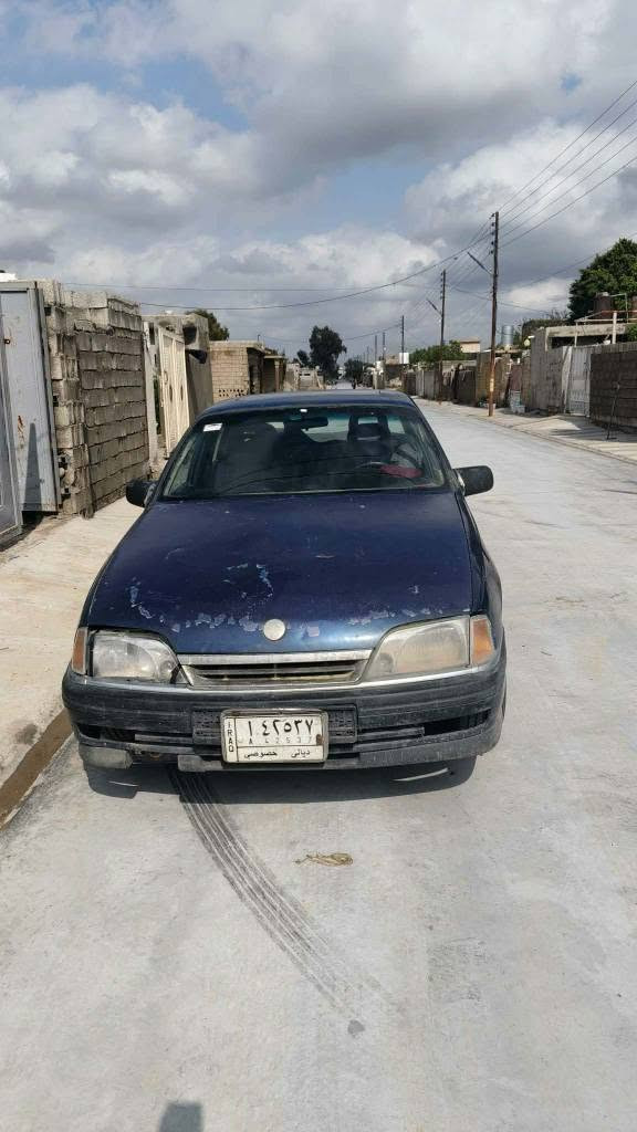 اوبل اوميكا موديل 1992 سيارة مابيهه عيب بس بي بداية صرفة سيارة جاهزة شرط التحويل سنويه عاج منتهي بطاقة بانزين بيهه رقم موبايل*********** مكان كركوك داقوق خاص ما جاوب خابر تدلل سعر 17 مجال كركوك, العراق
