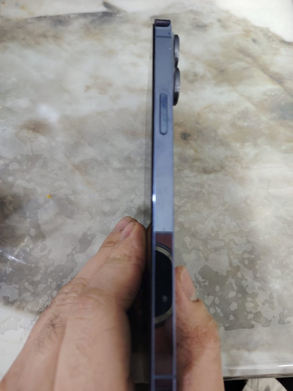 موبايل نظيف جداً
البطارية 81%
يعمل بدون مشاكل
مع الشاحن
السعر750 العنوان بغداد العامريه 
رقم *********** متواجد واتساب
