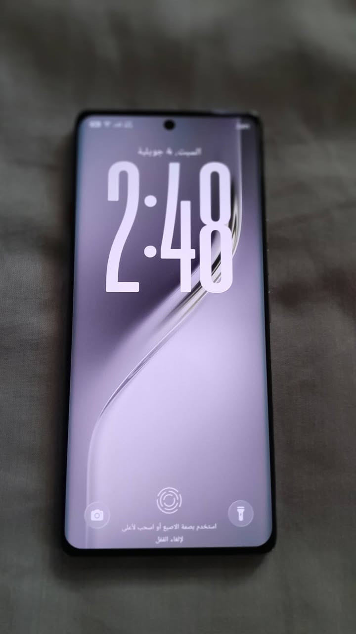 عندي تكنو كامون40 إبرو 5G إبرام 12 سعره425 الجهاز جديد  كامل ملحقاته صارلي اسبوع من اخذته بعده بل ضمان مال الشركه بيع او امراوس 13 ابرو مكاني كربلاء للتصال ***********
