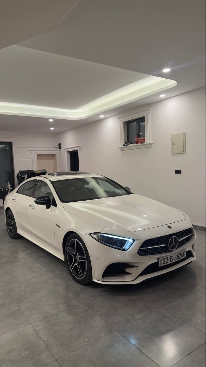 Mercedes Benz CLS450 AMG Germany

Model:2018

AMG Fulll mwasfat

70000KM roystiya

Ger makina kahrabaye ba shart

Clean Title ✅ 

s3r:445 waraqa

raqam Mobil: *********** دهوك, العراق
