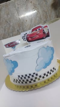 كيك حسب الطلب • ام زهراء • أسعار مناسبة