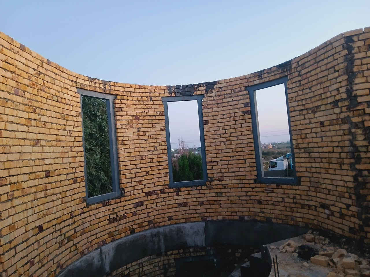 خلفه بناء درجه اولى استمرار بالعمل استلام مهندس شرط ناخذ مكطوعه وناخذ عل دبل ***********
