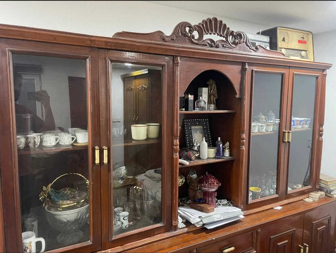 ٣٥٠ بيه محال نضيفه ٩٩ بالميه مكاني شارع فلسطين الاتصال ***********8
