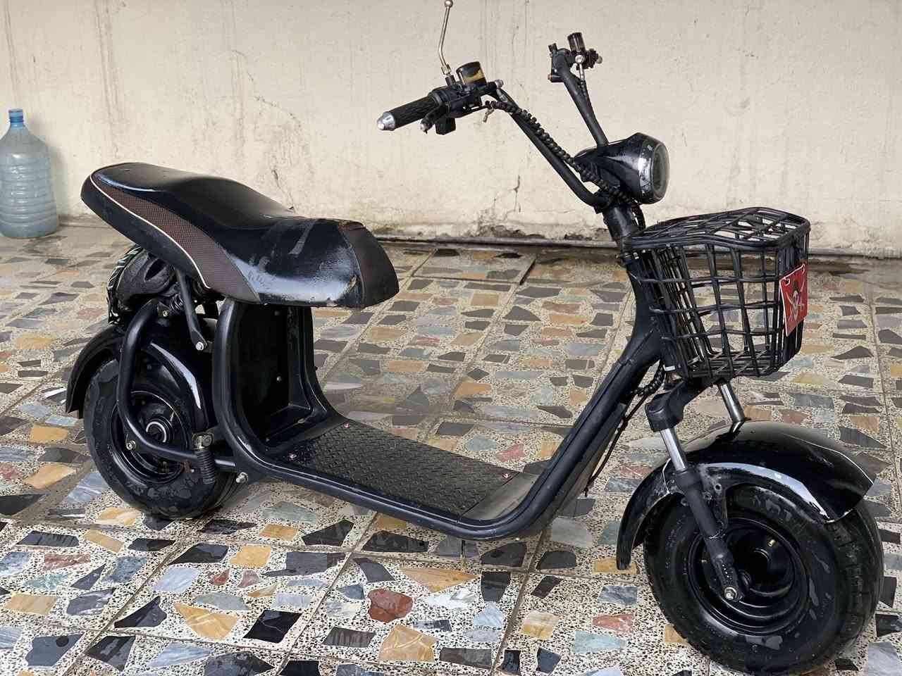 سلام عليكم دراجه شحن للبيع دراجه جديده ونضيفه سعر 350 وبيهه مجال مكاني بغدادشهداء البياع رقمي ‭0777 963 2183‬
