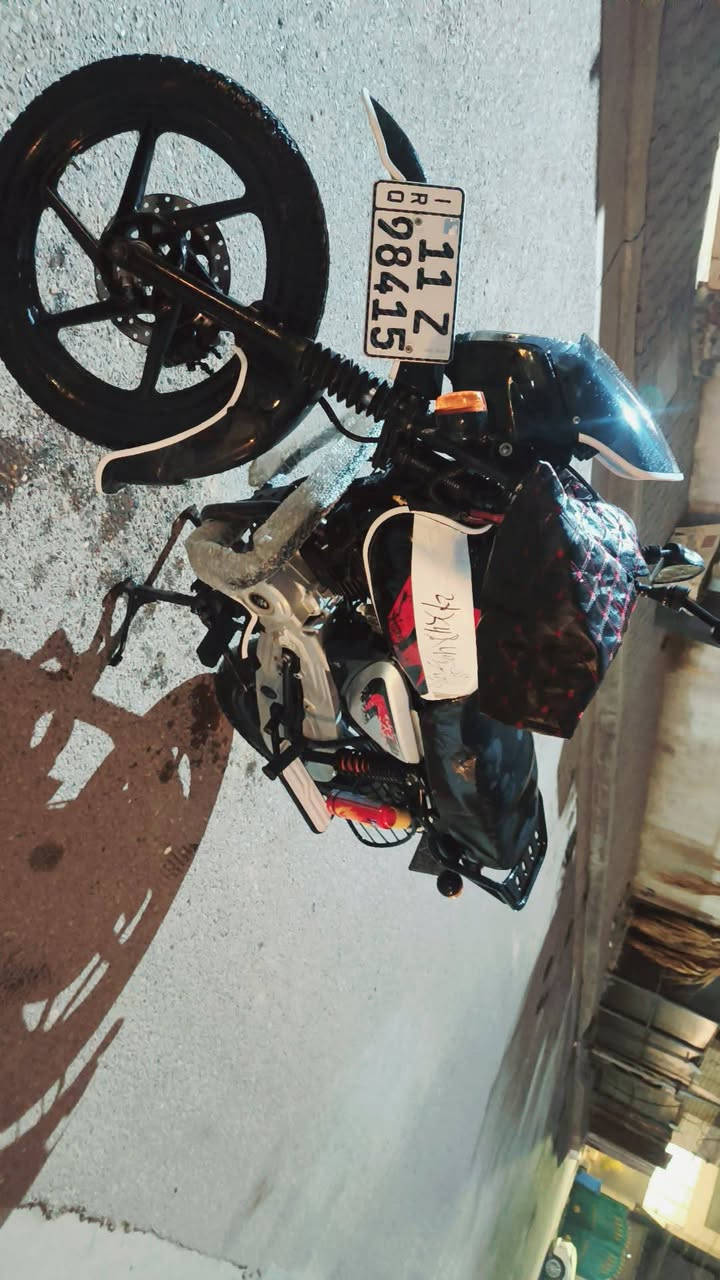 سلام عليكم اخوان درجه بوكسر موديل 23 نزله بنهايت 24 ولدرجه نضيفه حيل وخير من اللة ربع دينار متصرف عليه ومداريه حيل بانزين كله محسن. دهن احسن دهن ادير بسوك. وكامله او اي نقص مابيهارقام نكليزي بغداد ثاني يوم احولك بسمي الدرجه 
(مكاني بغداد الدوره)✅ 
سعره 2500 يعني مليوني ونص. وبيه مجال
رقمي بي وتساب ***********
