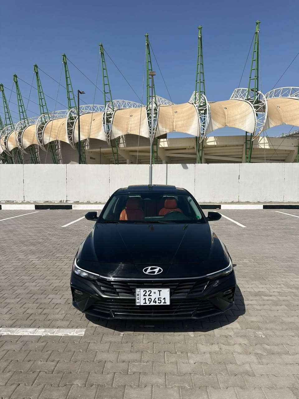 (( السلام عليكم هونداي ألانترا  )) 
  ((وأرد امريكي مديل 2025 ))
. (رقم اربيل دولي تسجيل جديد .). 
. (   حادث بسيط ربع بنيد صبغ فقط + بارد ) 
( شواصي ولغد كفالة عامة باقي ) 
(مكينة 2.000 دوش )
ماشية 19.000mi
جديدة سيارة وجاهزة مدوشمة وكاملة            
  .( فول موصفات فتحة .شاشة دجتال 
 تدفئة وتبريد بل كشنات ول ستيرن فول 1ع1   ) )
(سعرها  168 وبيها مجال )
العنوان .البصرة .الجنينة  
رقمي ***********
