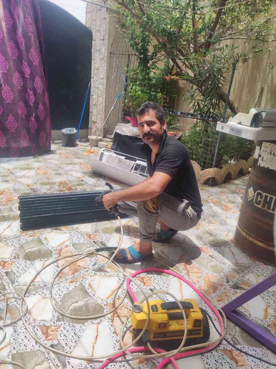 ورشة ابوجون المتنقلة للتبريد صيانة موقعي فقط الاتصال او مراسلة وتساب ***********
***********
البصرة قبلة 
يتوفر ضواغط مستخدم نشد مع ضمان
