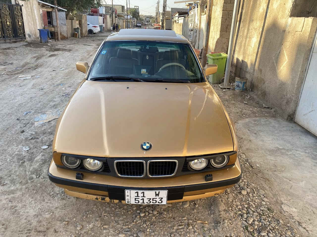 نرفع المنشور بلصلاة على محمد وآل محمد
صلي على محمد وعلى ال محمد 

🚘 BMW ألماني أصلي — موديل 1991 🇩🇪
لسياره باسمي اني 
نفاذ لسنويه لحد 2027
ولهزه بعد شهر وشويه 
سيارة مرتبة ونظيفة، محرك مسكر عدل 
كير أوتو بشرط،
كل كهربائيات السيارة شغالة بدون أي خلل ✅

🔧 تم عمل صيانة كاملة وتشمل:
✔️ ادامه كامل
✔️ فيتم
✔️ تخم نوزل
✔️ تخم بلك
✔️ ارفيو حاوية
✔️ آيسي + جوين
✔️ فلتر بنزين + فلتر شوته
صدر امامي 50‎%‎ولخلفي 90‎%‎
السيارة خير من الله
📍 مكان السيارة: بغداد — جنوب مجمع بسماية السكني

💰 السعر:48$ بيها مجال بسيط 
🤝 متوازي على بيعتها والله يشهد

📱 للاستفسار واتساب أو اتصال
***********
