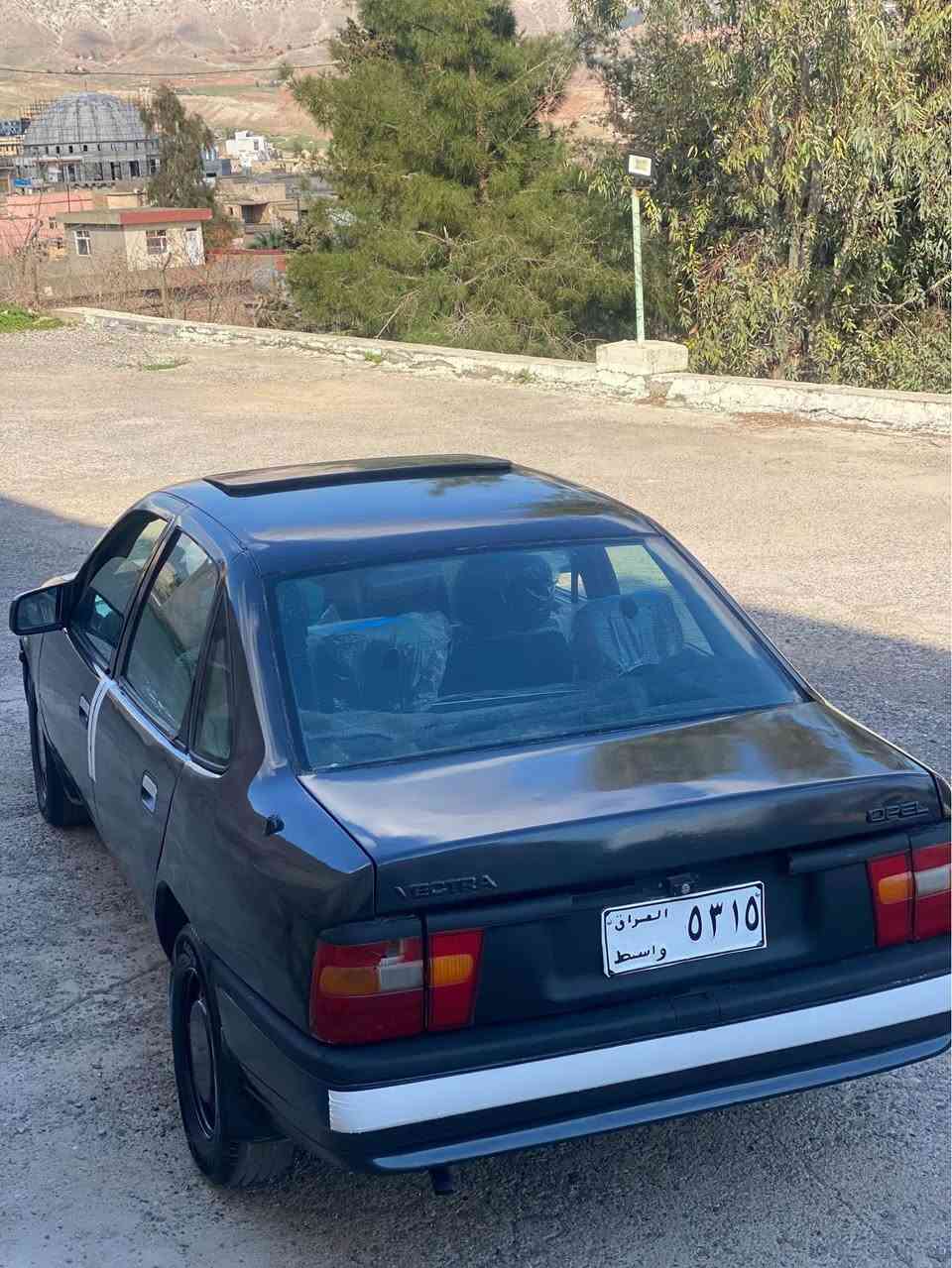 ئؤپل فيكترا ١٩٩٠ 
ئارم بلاستيك هةولير 
مةكينة ١٨ 
پاوةر 
Abs
جوار تاية ويلي لؤك 
ناو داخيلي لؤك 
تازة پةم عام كراوةتةوة  بؤ جواني 
ليدراوي و خايسي نية بة شةرتي فةحس 
موس و براوةي بة شةرت 
سةرةدةبلي بة شةرت 
بريك و ئيستؤپي تازة جاك كراوةتةوة ئيش دةكات 
لايت و جواري و سةكنيشي ئيش دةكات 
سلايدي ئيش دةكات 
نقوستاني تيا بوو بوتي جاك دةكةمةوة بة شةرتي فةحس يةك  دينار نقوستاني نية 
گير و مةكينةي بة شةرتي ١٠٠ فيتةر 
شوين كؤية 
نرخي ٢٧ وةرةقة 
***********
*********** كويسينجاك, أربيل
